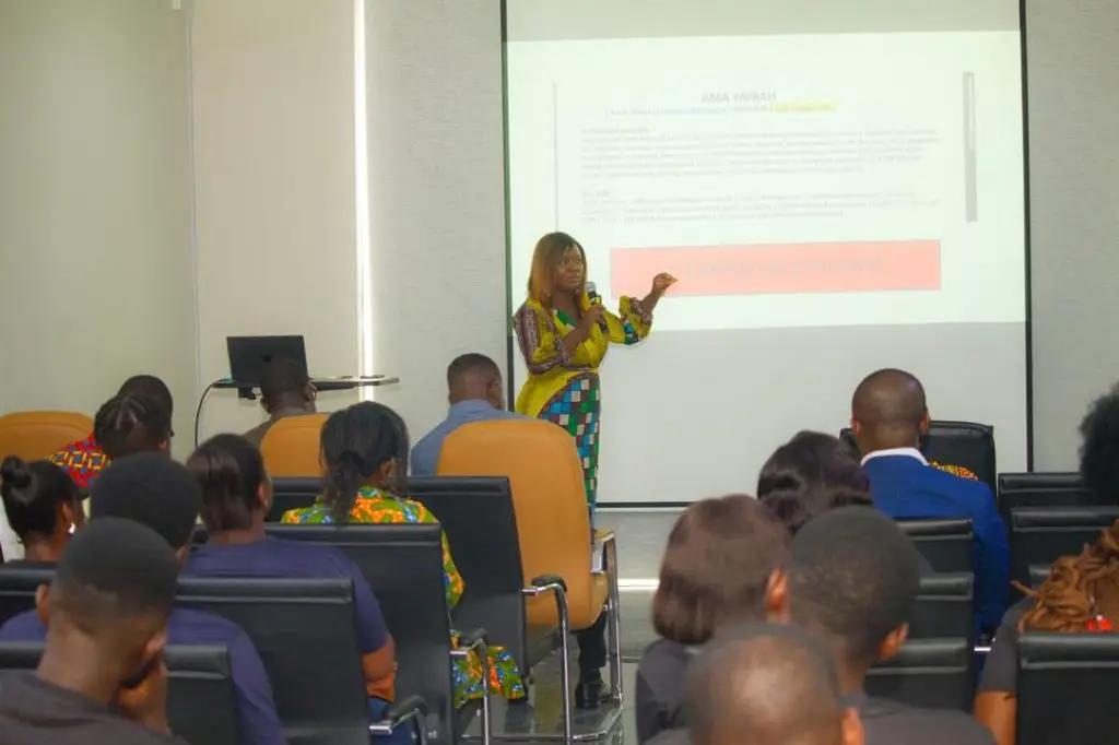 Professional training workshop on career coaching and HR services